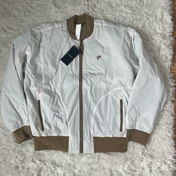 Fabletics NWT The Essential Reversible Fabletics Bomber Jacket Tan/White Medium - Picture 11 of 16